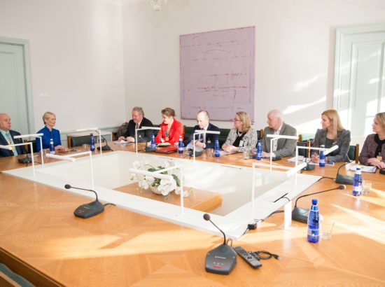 Rahvastikukriisi probleemkomisjoni kohtumine Läti parlamendi demograafia komisjoniga